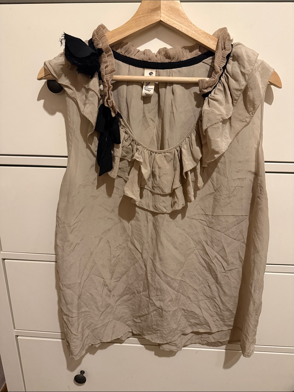 Floreat by Anthropologie Beige Ruffle Silk Camisole with Black Bow Accent
